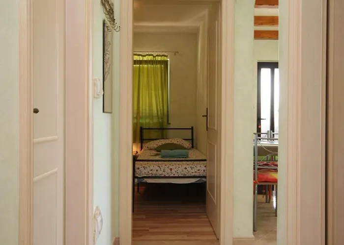 6932b Apartment *